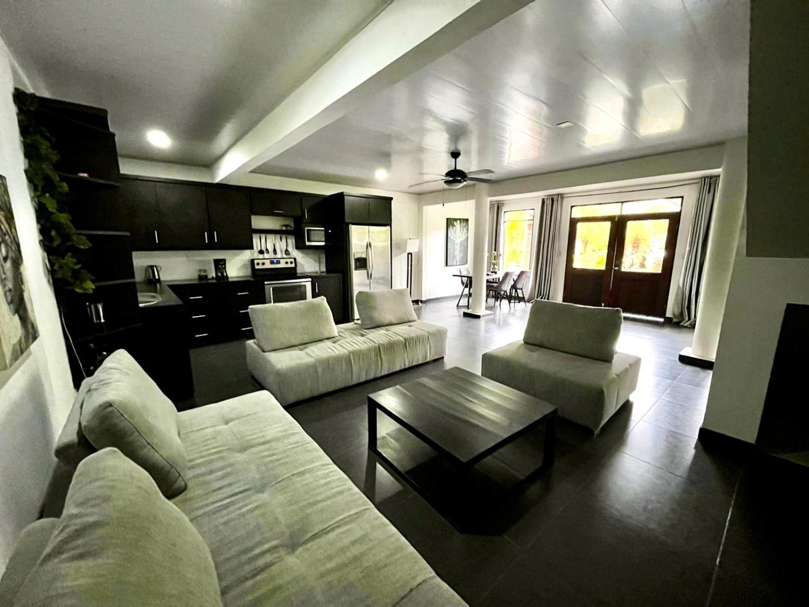 Good Life Lodge Sámara المظهر الخارجي الصورة